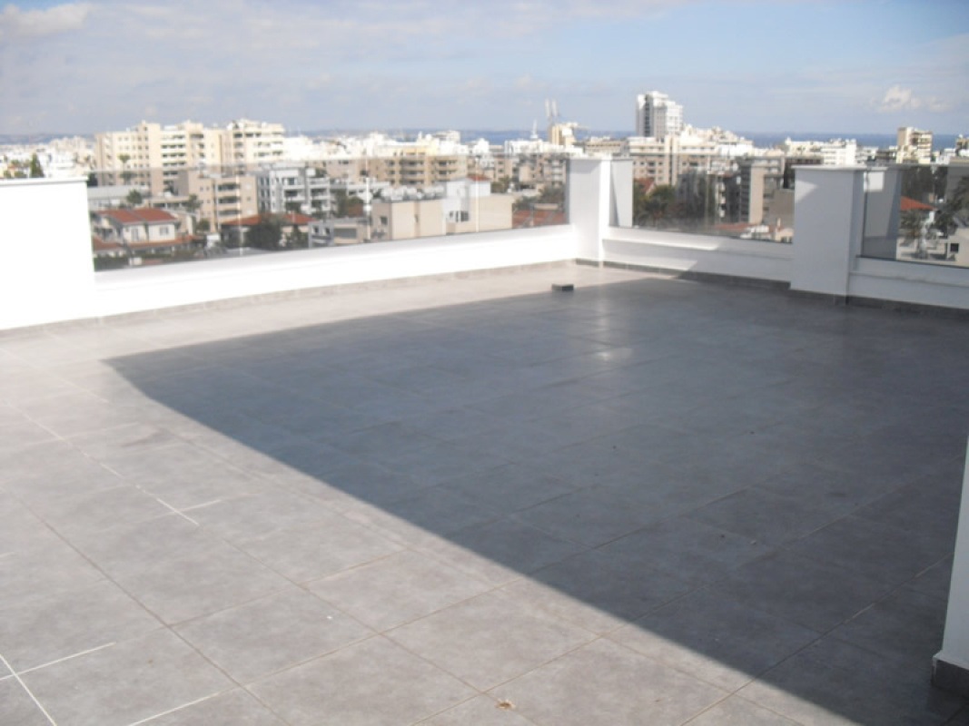 3 bedrooms Apartment in Larnaca, Larnaka, Cyprus No. 38199