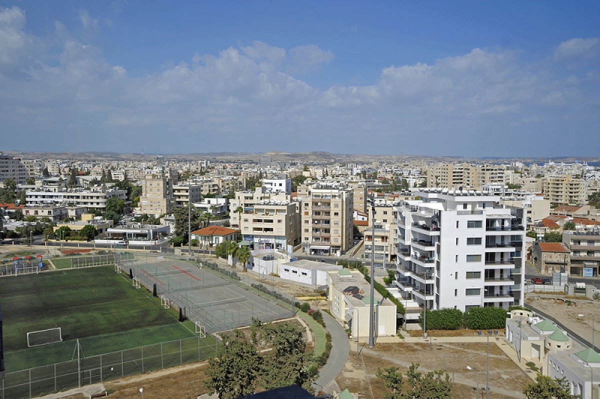 3 bedrooms Apartment in Larnaca, Larnaka, Cyprus No. 38199