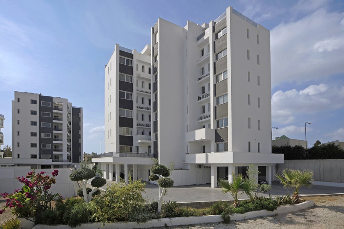 3 bedrooms Apartment in Larnaca, Larnaka, Cyprus No. 38199