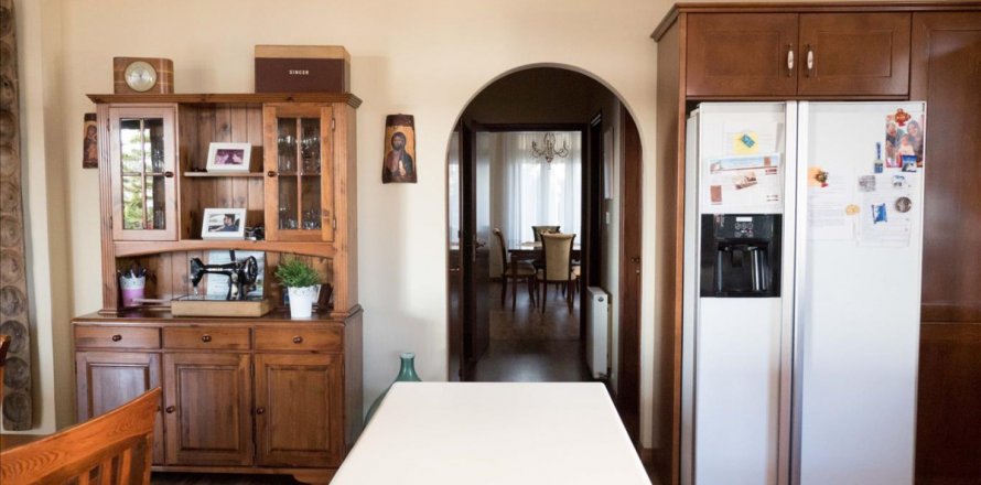 Вилла студия в Никосия,  № 38195