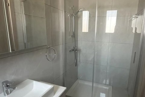 2 bedrooms Apartment in Larnaka,  No. 39657 6