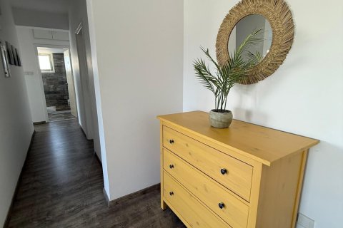 2 bedrooms Apartment in Larnaca, Larnaka,  No. 39654 12