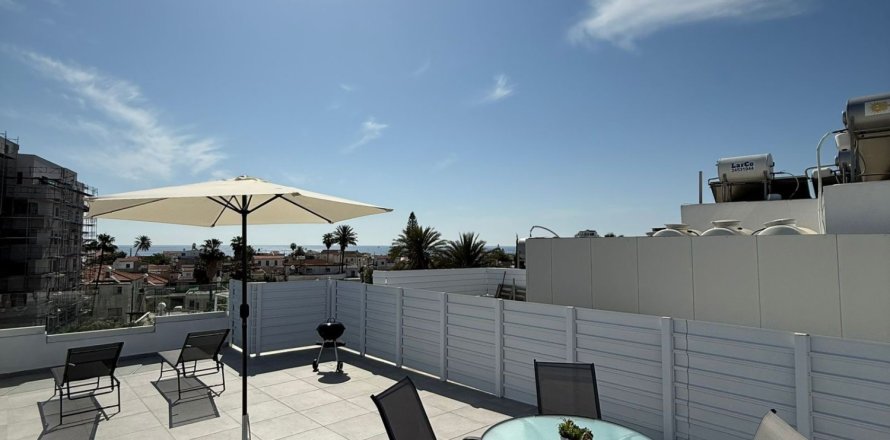2 bedrooms Apartment in Larnaca, Larnaka,  No. 39654