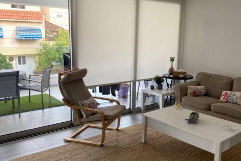 2 bedrooms Apartment in Larnaca, Larnaka,  No. 39653 2