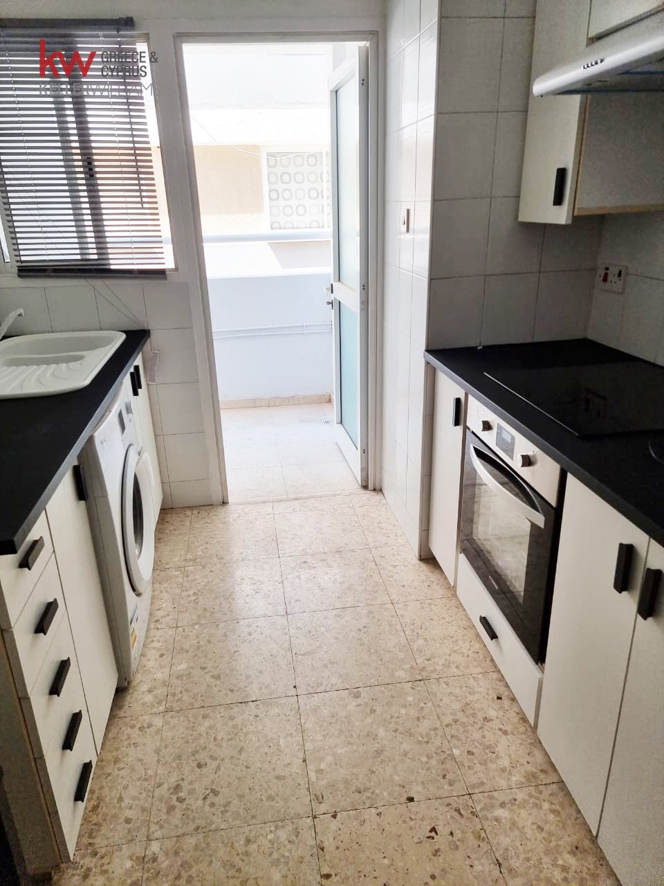 2 bedrooms Apartment in Strovolos, Nicosia, Cyprus No. 39655