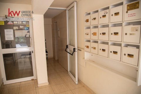 2 bedrooms Apartment in Larnaca, Larnaka,  No. 39656 21