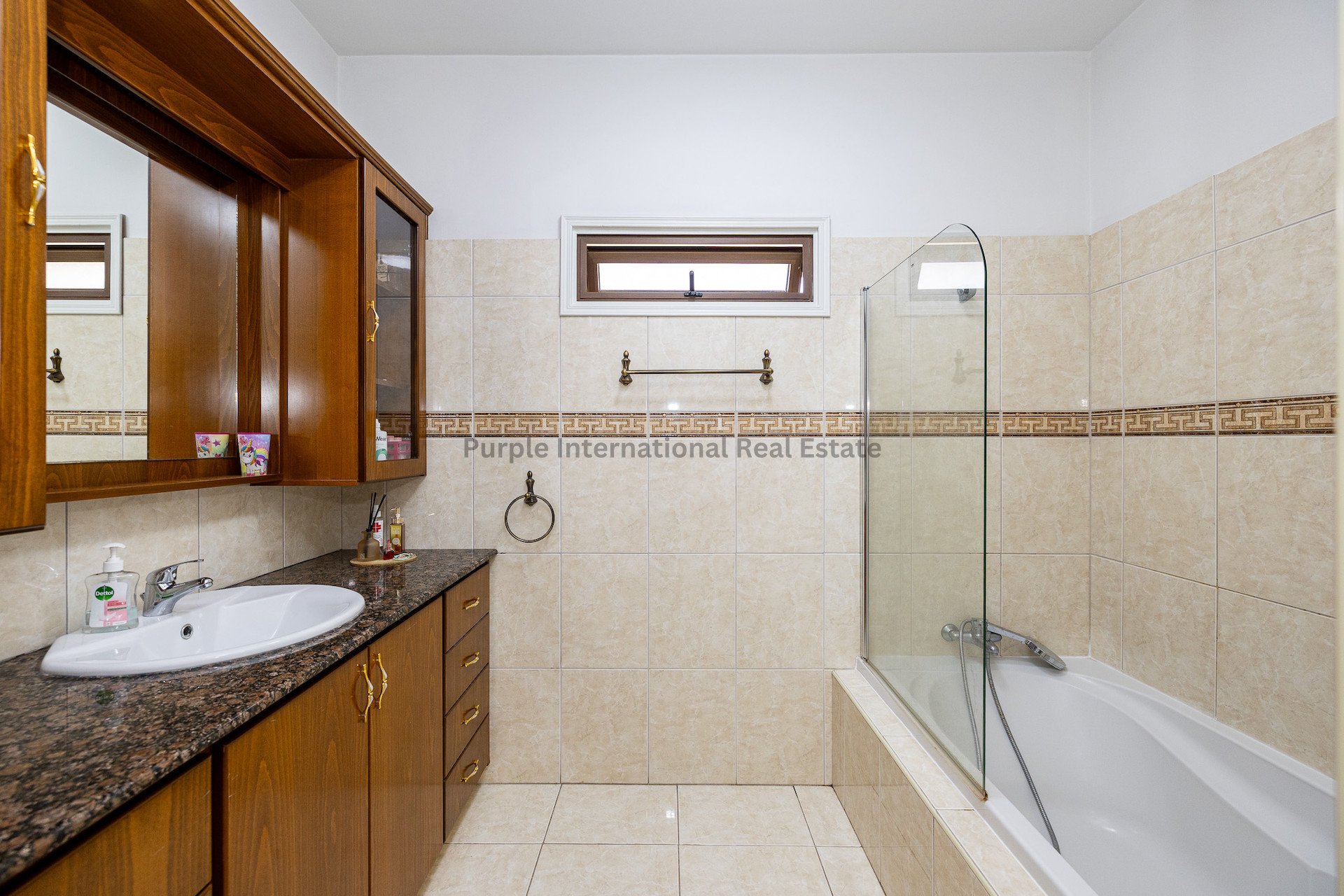 4 chambres Villa à Kiti, Larnaka, Chypre No. 37855