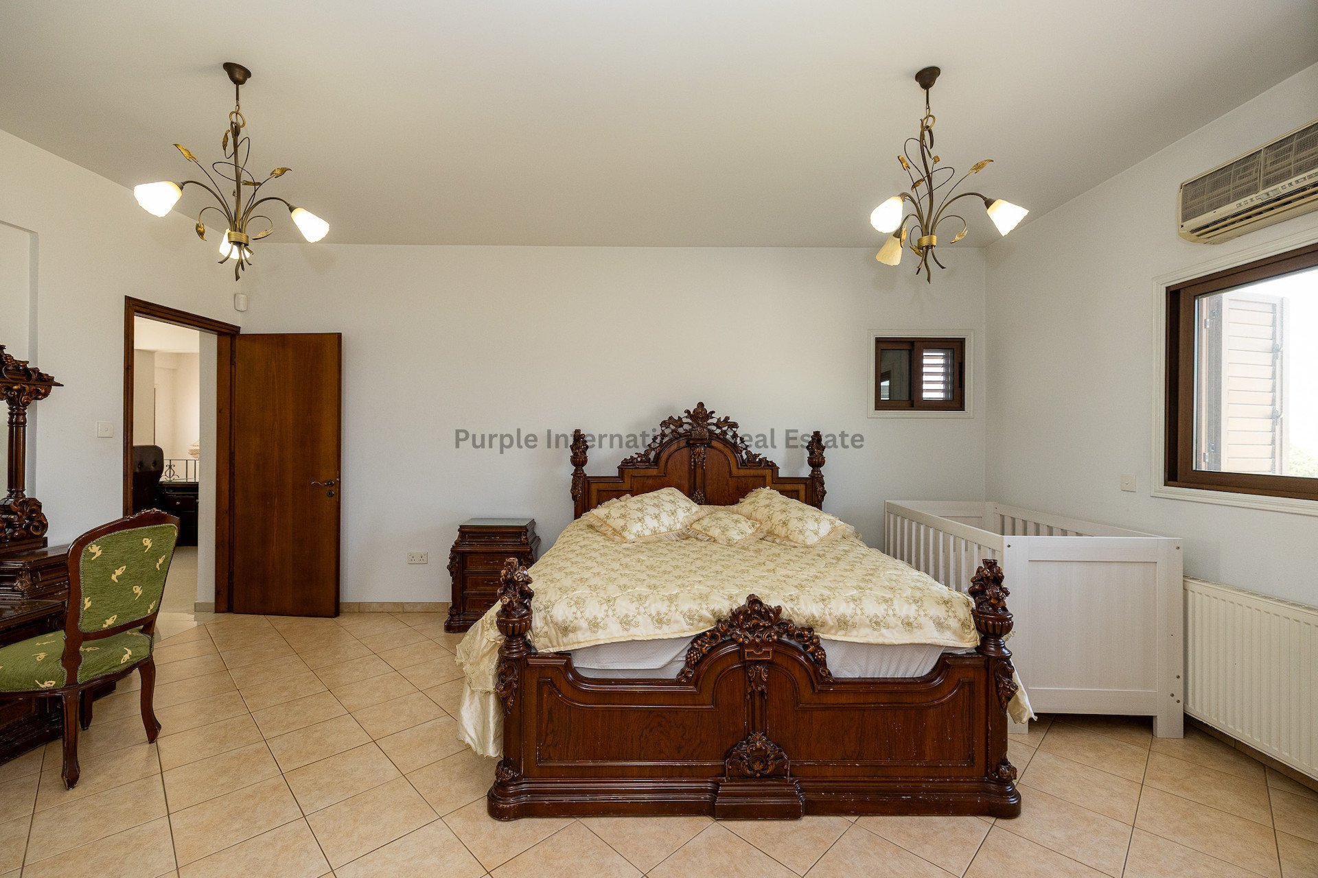 4 chambres Villa à Kiti, Larnaka, Chypre No. 37855
