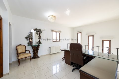 4 bedrooms Villa in Kiti, Larnaka,  No. 37855 16
