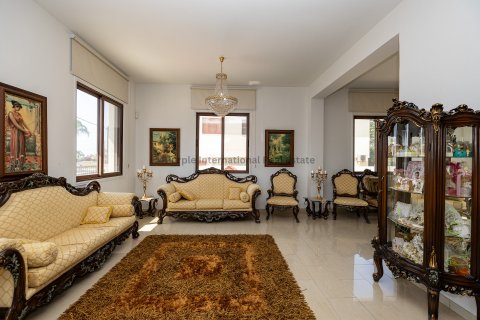 4 bedrooms Villa in Kiti, Larnaka,  No. 37855 2