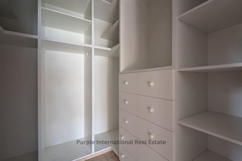 Вилла с 4 спальнями в Гери, Никосия, Кипр № 37387 25