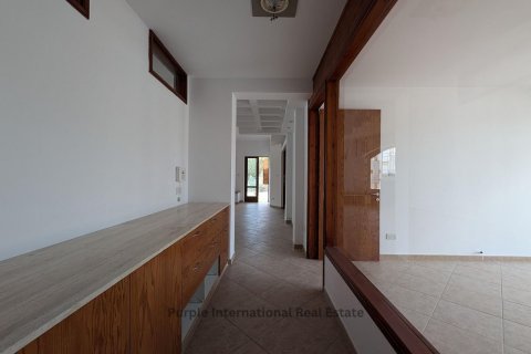 Вилла с 4 спальнями в Гери, Никосия, Кипр № 37387 28