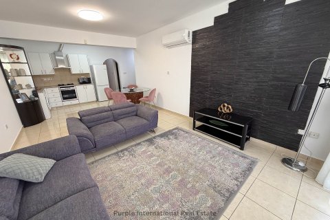 Квартира с 2 спальнями в Пейя, Пафос, Кипр № 37382 5