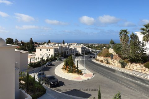 Квартира с 2 спальнями в Тала, Пафос, Кипр № 37384 15