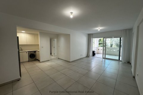 Квартира с 2 спальнями в Тала, Пафос, Кипр № 37384 2