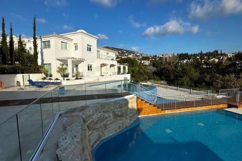 Квартира с 4 спальнями в Тала, Пафос, Кипр № 37386 1