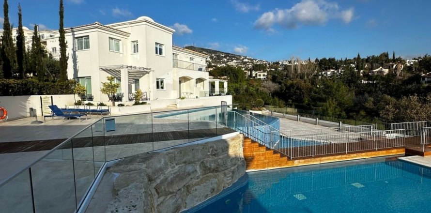 Квартира с 4 спальнями в Тала, Пафос, Кипр № 37386