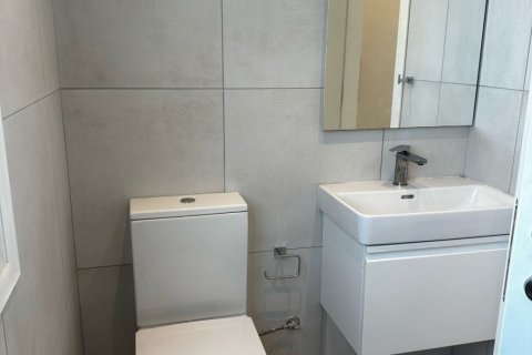 Квартира с 4 спальнями в Тала, Пафос, Кипр № 37386 16