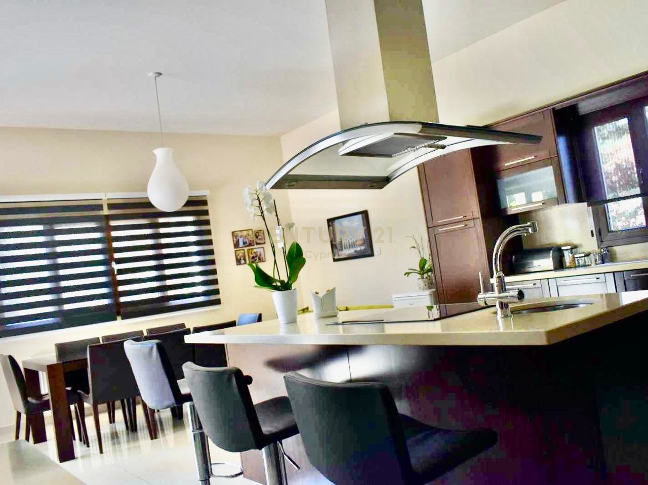 3 chambres Villa à Pyrgos, Limassol, Chypre No. 31615