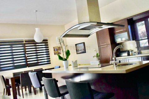 3 bedrooms Villa in Pyrgos, Limassol,  No. 31615 5