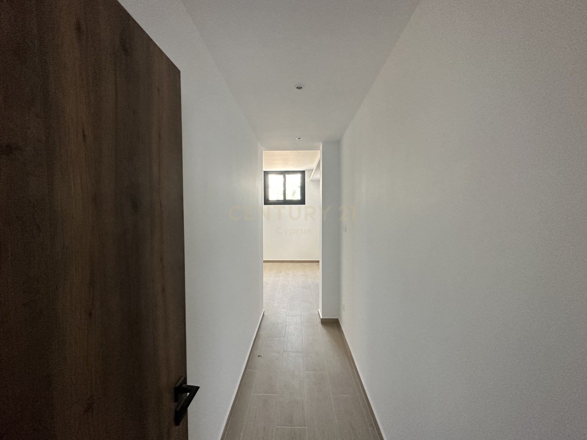 6 bedrooms Villa in Parekklisia, Limassol, Cyprus No. 31617