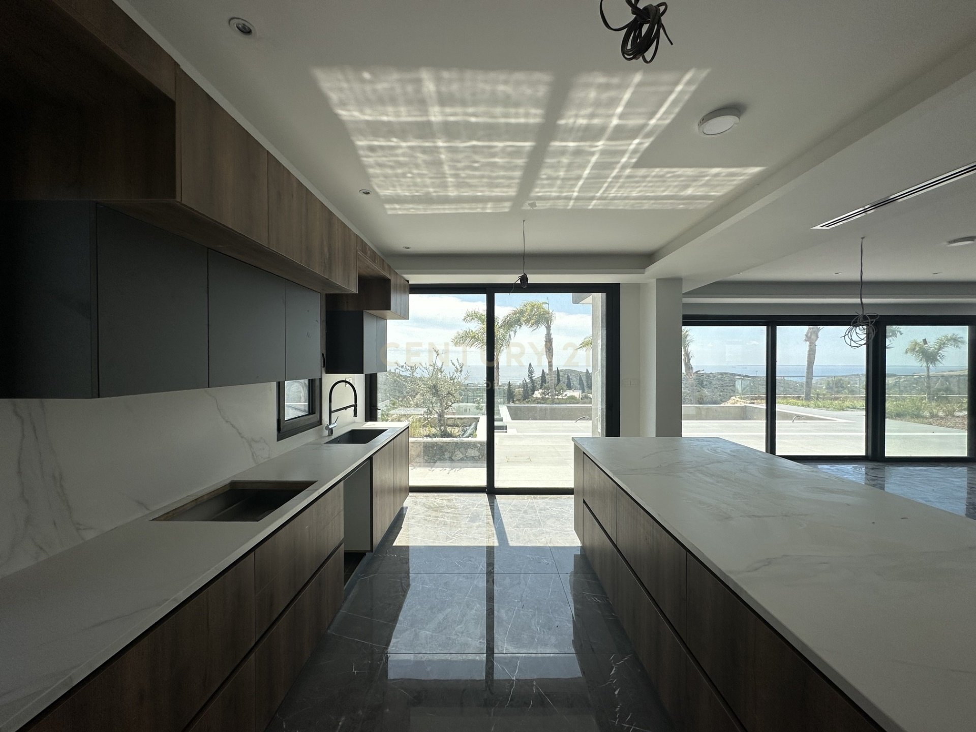 6 bedrooms Villa in Parekklisia, Limassol, Cyprus No. 31617