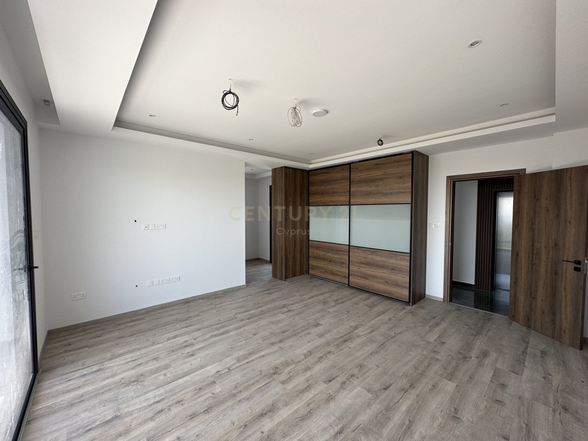 6 bedrooms Villa in Parekklisia, Limassol, Cyprus No. 31617