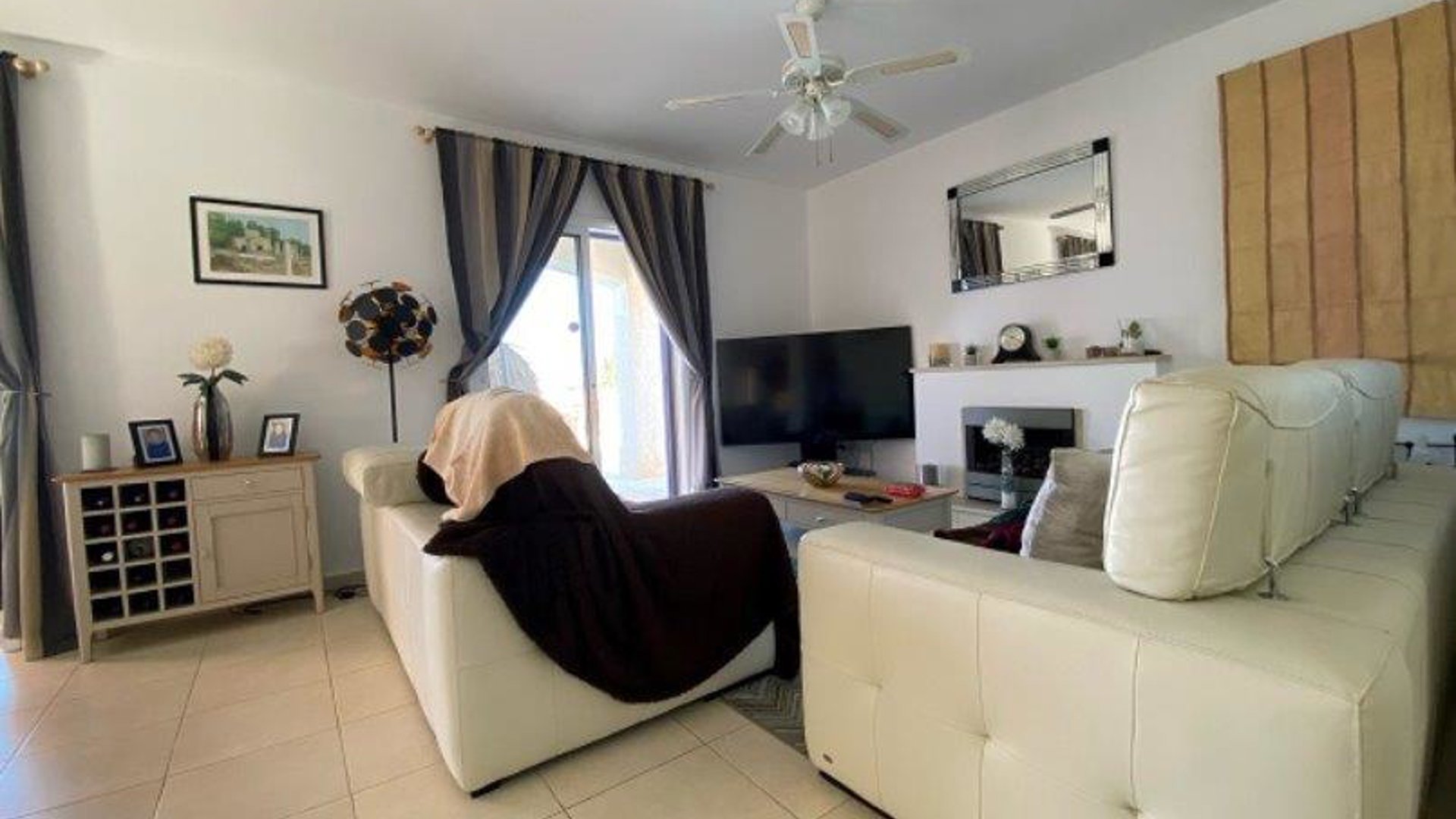 3 bedrooms Villa in Paphos, Cyprus No. 28465