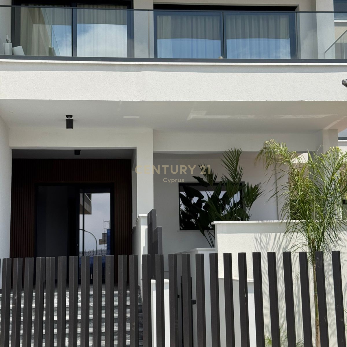 3 bedrooms Penthouse in Germasogeia, Limassol, Cyprus No. 55897