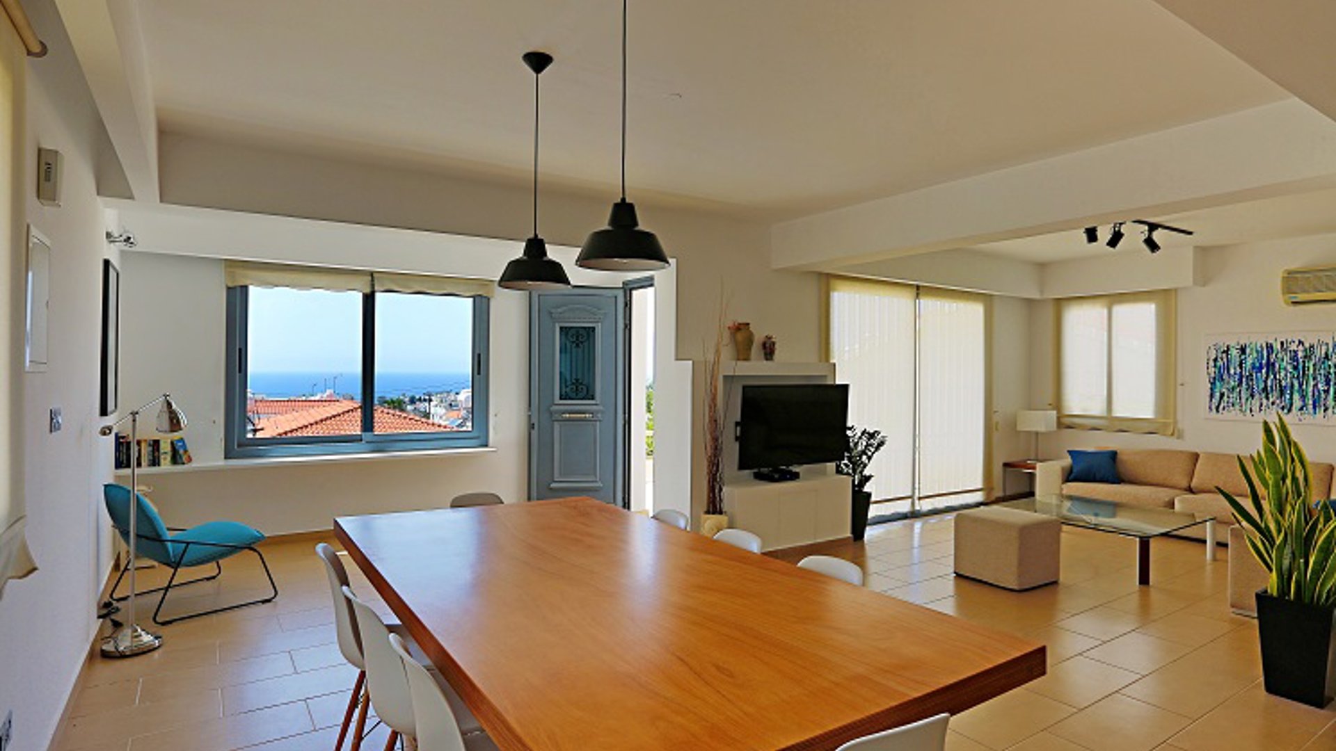 1381m2 Commercial property in Kissonerga, Paphos, Cyprus No. 27071