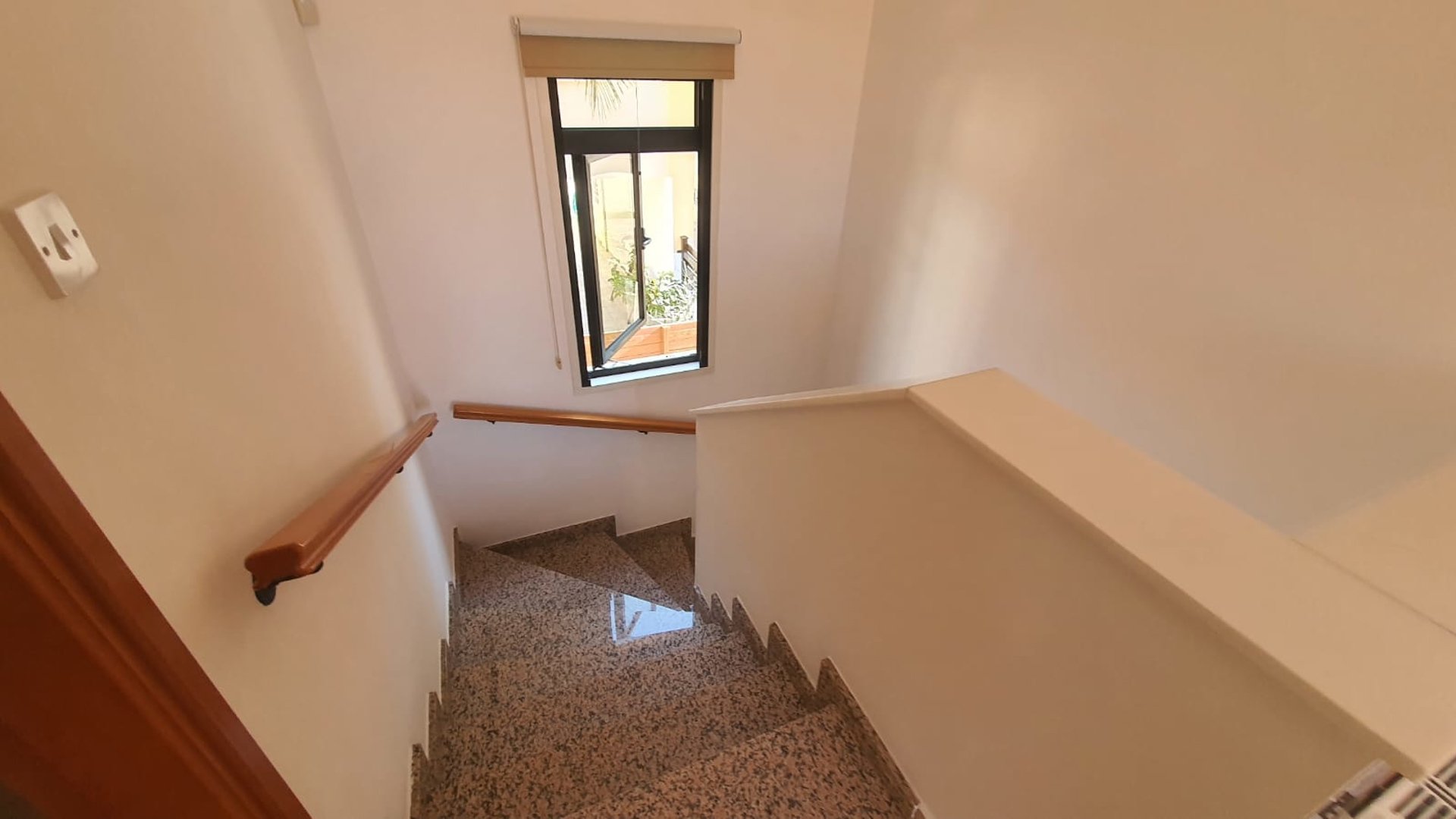 3 bedrooms Villa in Larnaca, Larnaka, Cyprus No. 27072