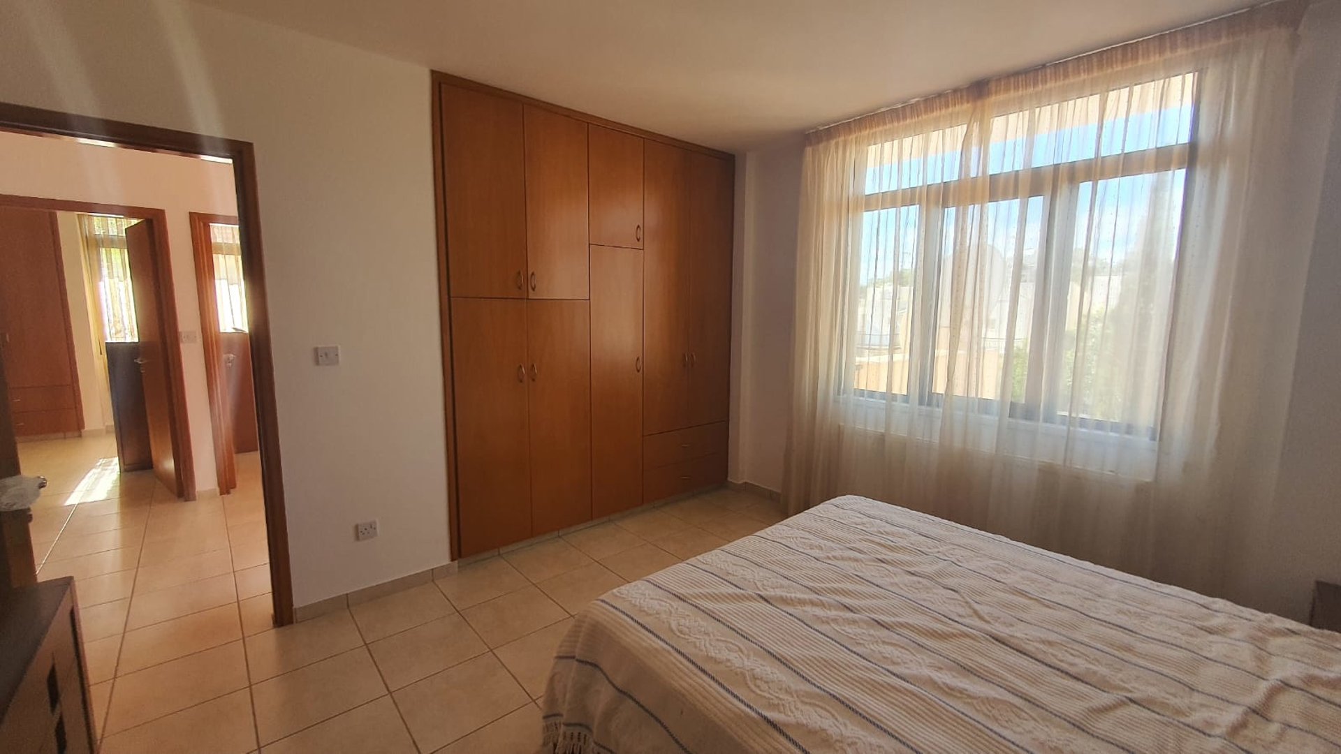 3 bedrooms Villa in Larnaca, Larnaka, Cyprus No. 27072