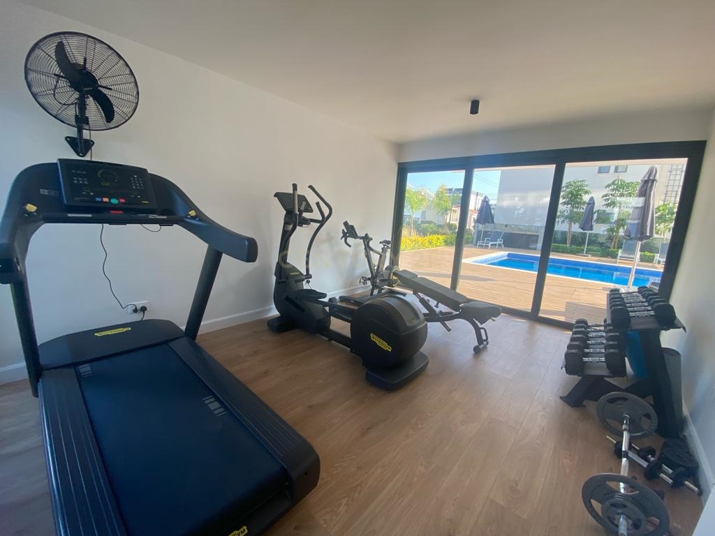 2 dormitorios Apartamento en Germasogeia, Limassol, Chipre No. 24384