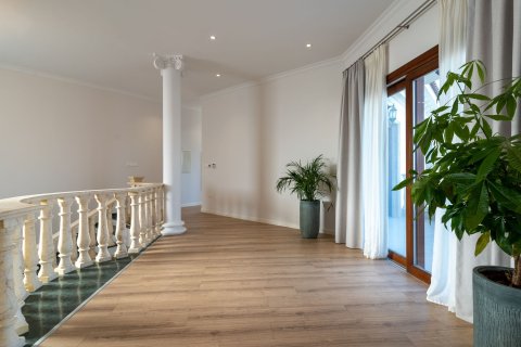 Вилла с 6 спальнями в Kalogiroi, Гермасойя, Лимасол,  № 44358 6