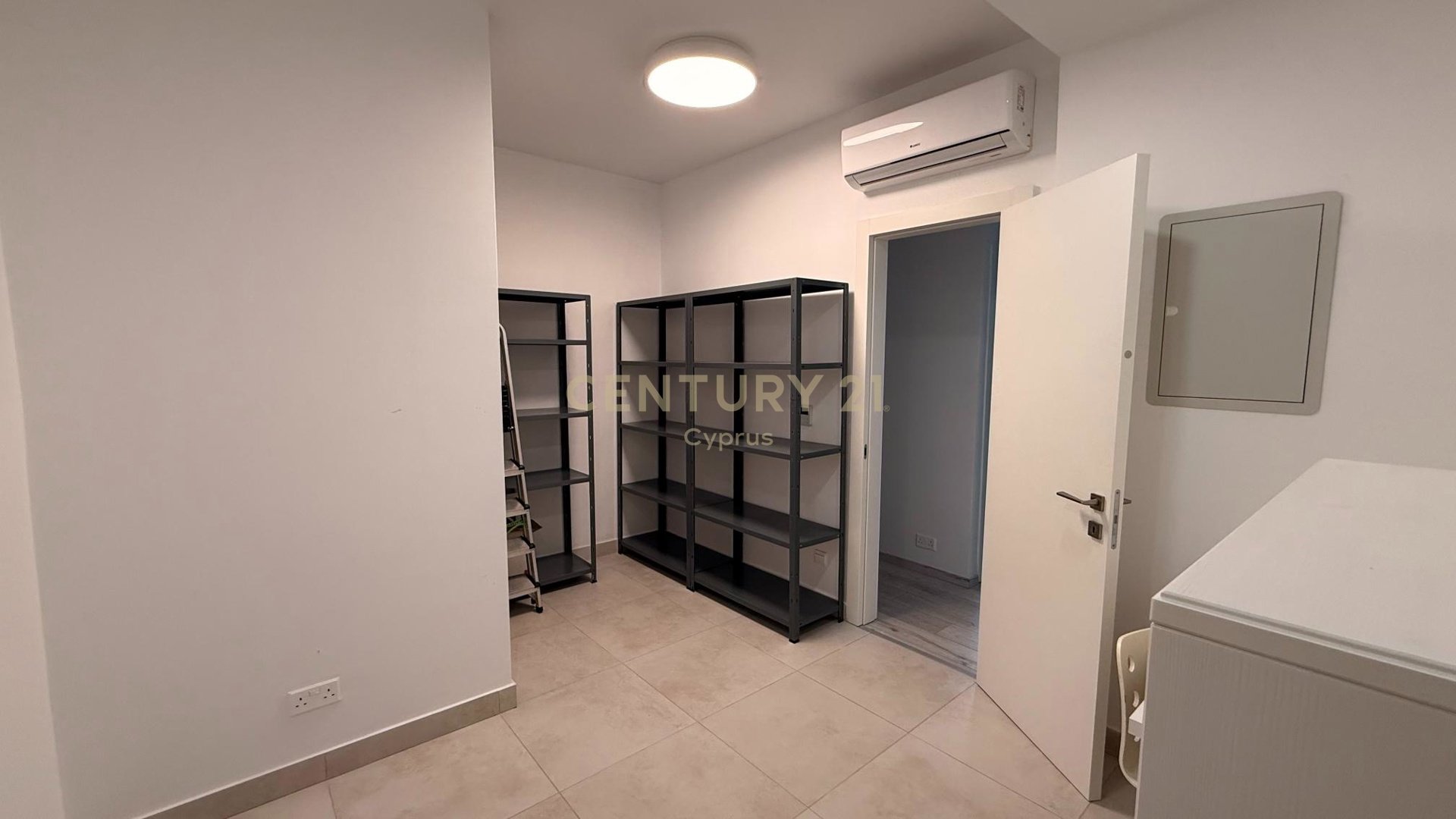 4 dormitorios Villa en Agios Athanasios, Limassol, Chipre No. 55323