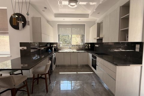4 dormitorios Villa en Agios Athanasios, Limassol,  No. 55323 5