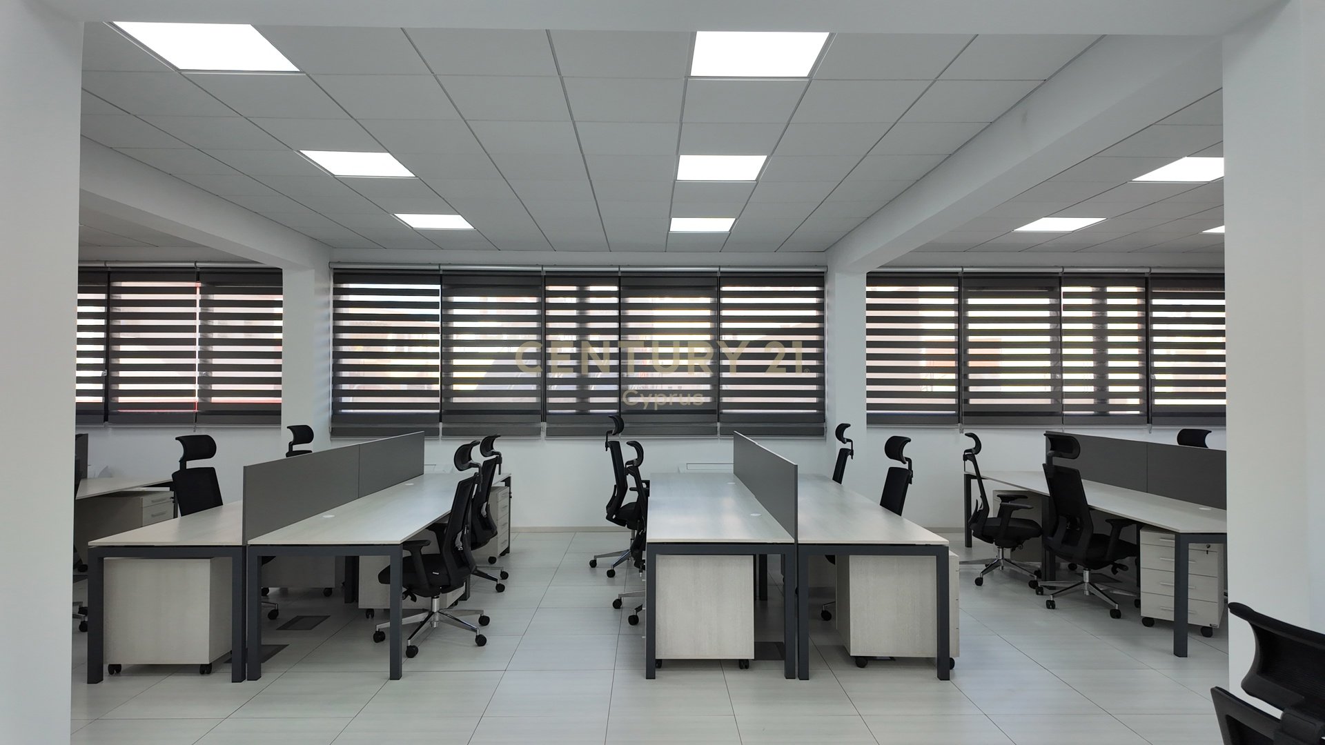 1025m2 Commercial property in Limassol, Cyprus No. 55324