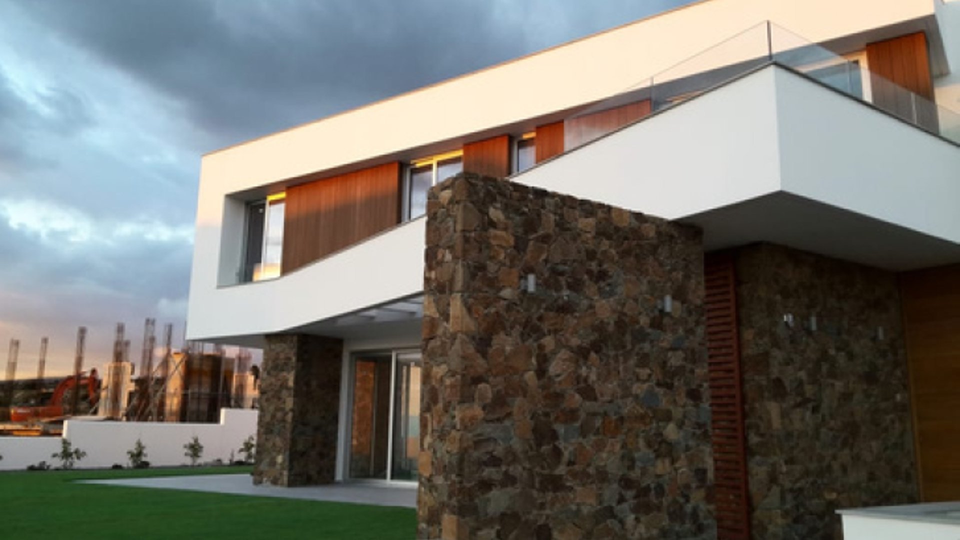3 bedrooms Villa in Agios Tychonas, Limassol, Cyprus No. 28966