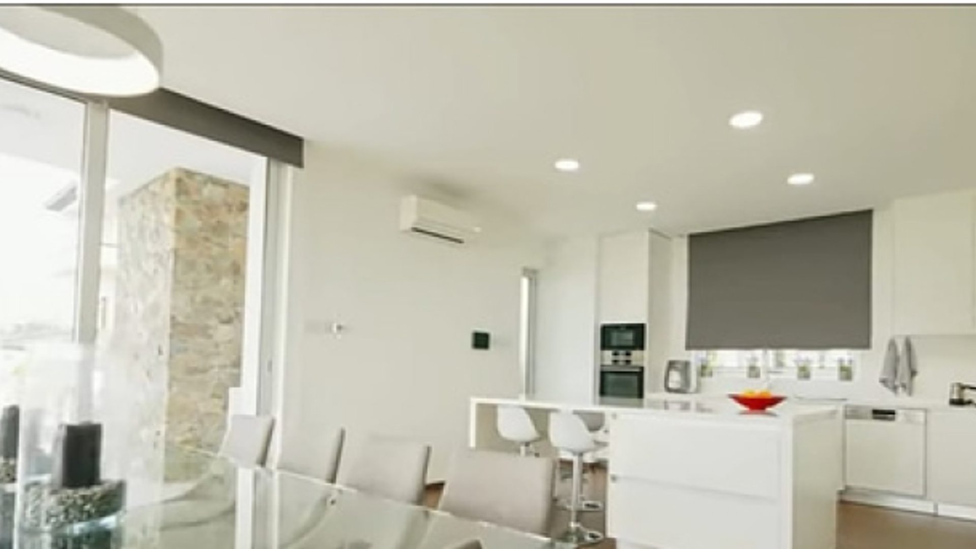 3 bedrooms Villa in Agios Tychonas, Limassol, Cyprus No. 28966