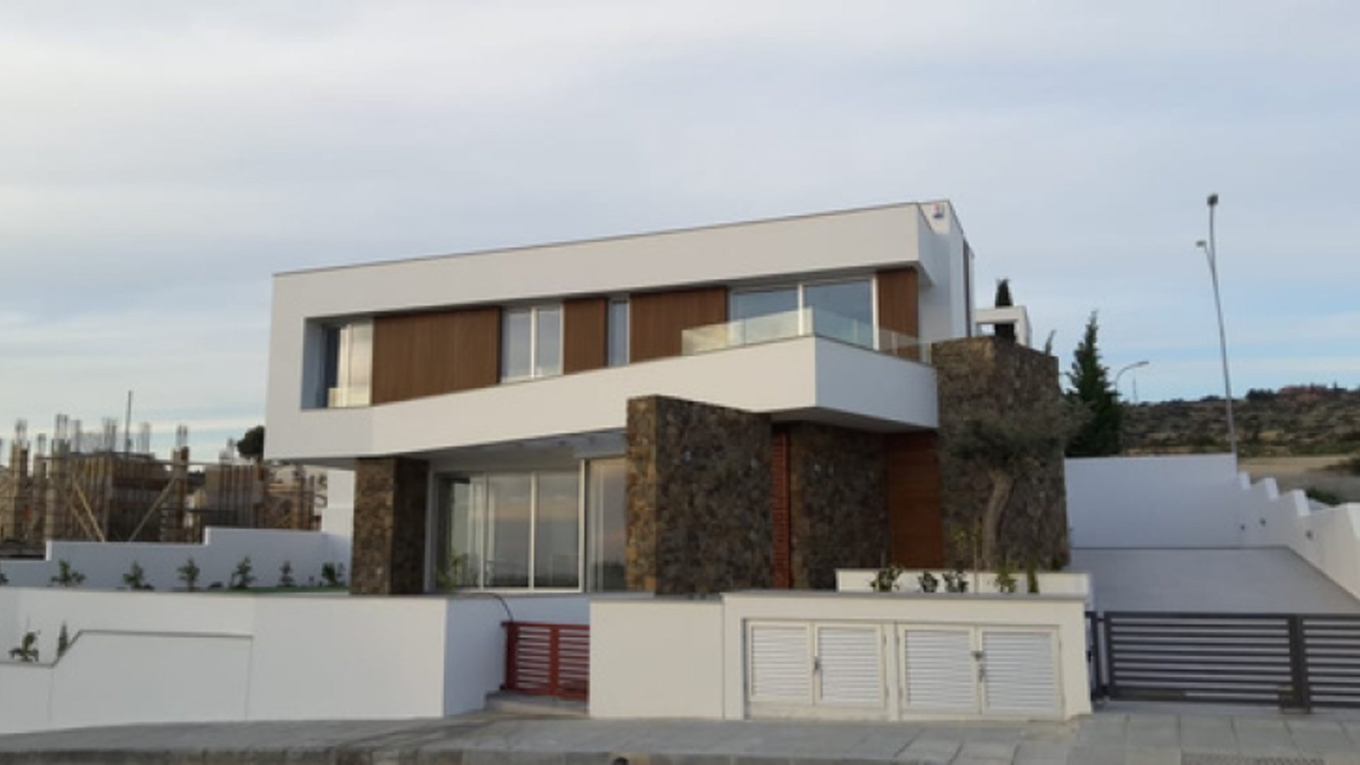 3 bedrooms Villa in Agios Tychonas, Limassol, Cyprus No. 28966