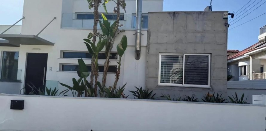 4 chambres Villa à Limassol,  No. 46755