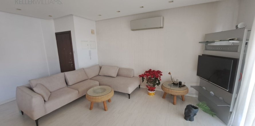 2 bedrooms Apartment in Larnaca, Larnaka,  No. 50027