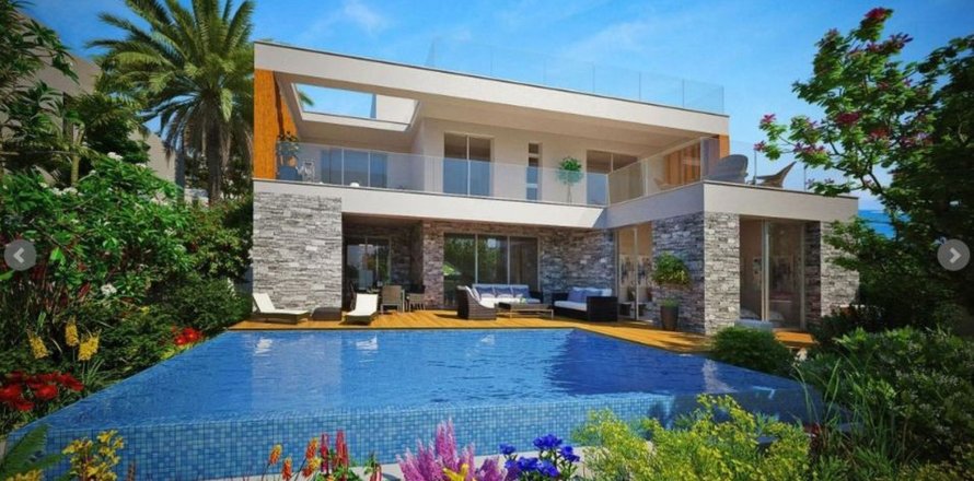 5 bedrooms Villa in Kouklia, Paphos,  No. 45681