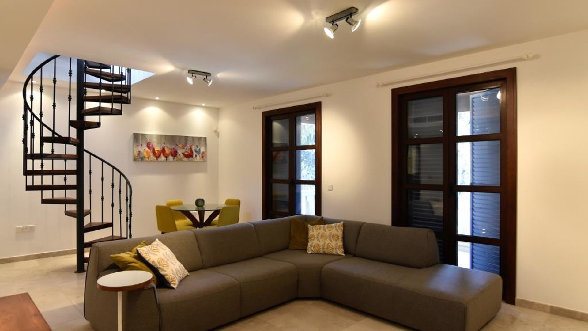 3 bedrooms Apartment in Limassol, Cyprus No. 31769