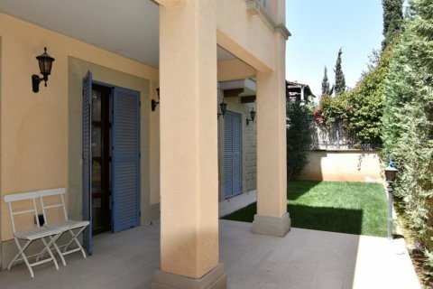 2 bedrooms Apartment in Limassol, Cyprus No. 31770