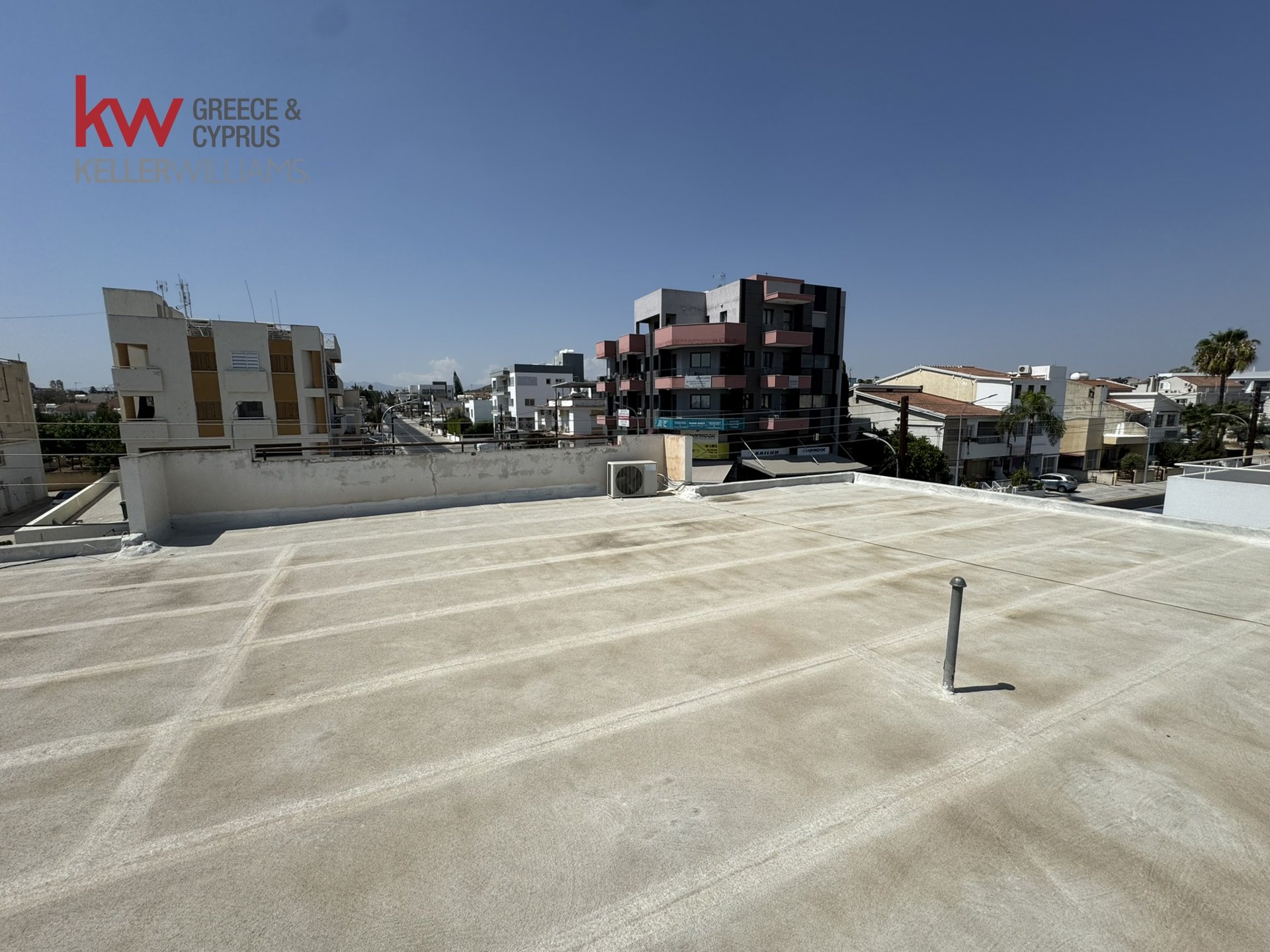5 rooms Office in Lakatamia, Nicosia, Cyprus No. 40151
