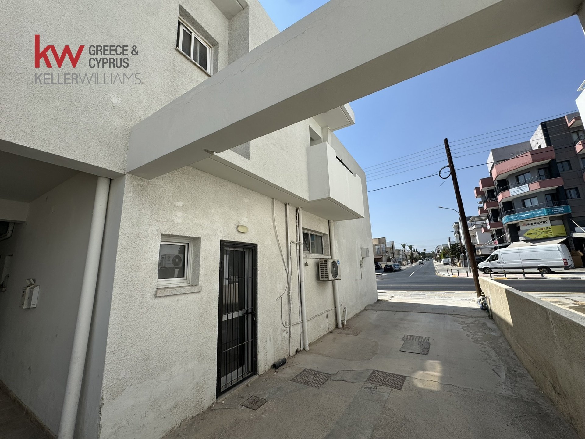5 rooms Office in Lakatamia, Nicosia, Cyprus No. 40151