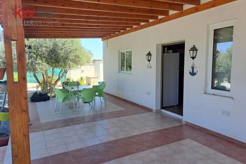 1 bedroom Townhouse in Larnaka,  No. 40154 2