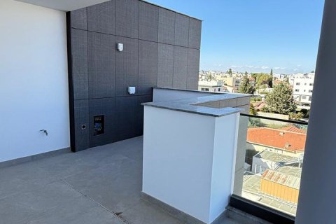 Квартира с 2 спальнями в Строволос, Никосия,  № 39990 5