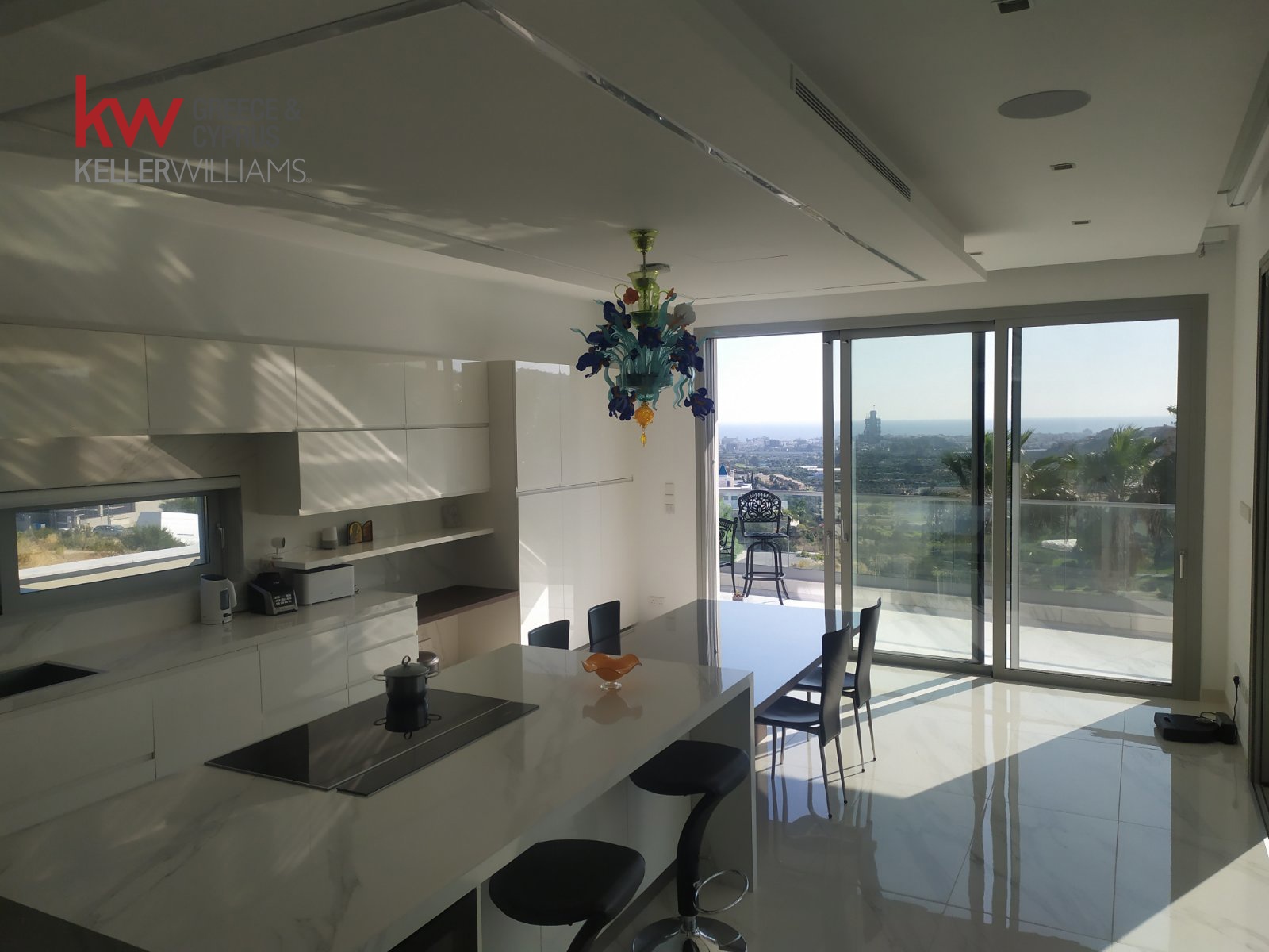 5 bedrooms Villa in Germasogeia, Limassol, Cyprus No. 39987